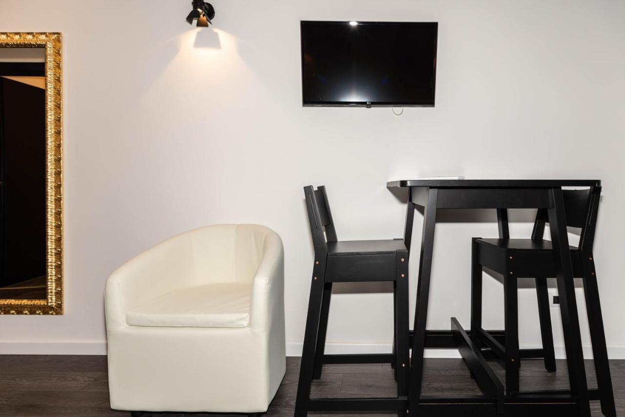 Trevi & Pantheon Design Rooms Rome Luaran gambar